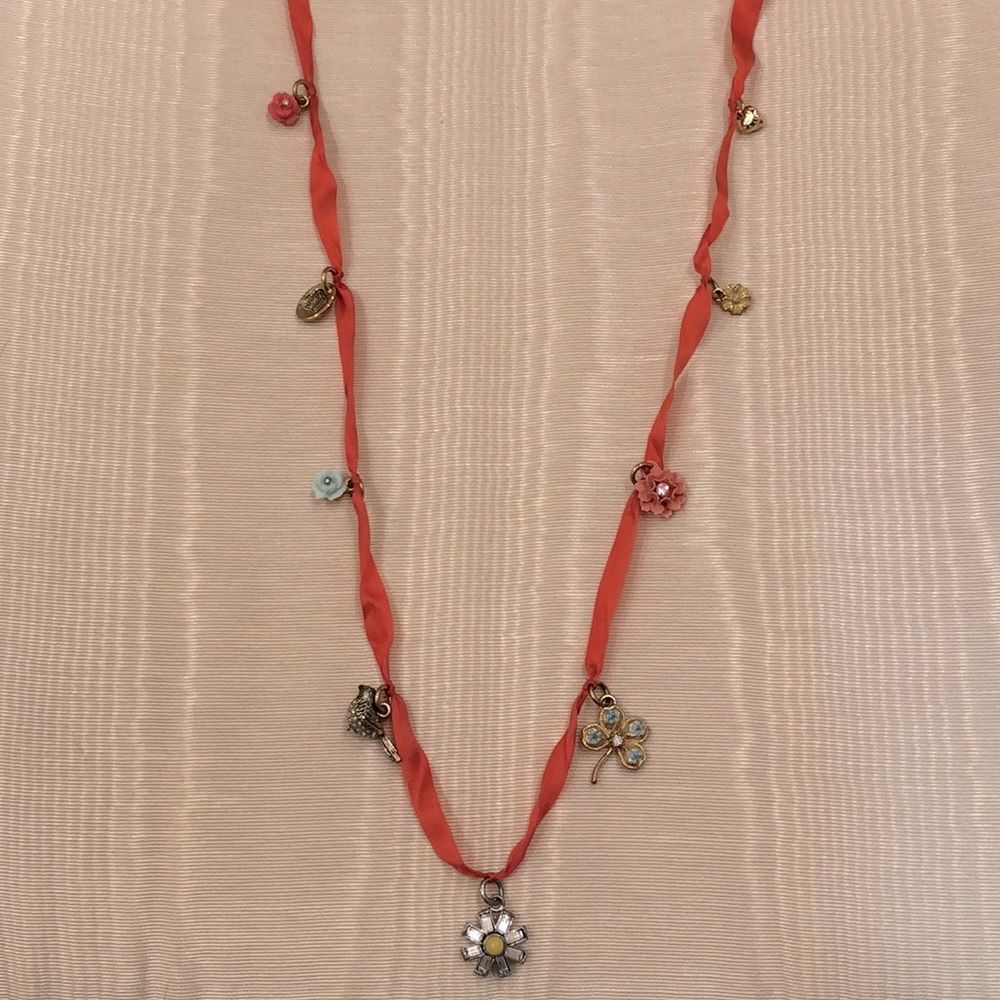 NWT Juicy Couture Ribbon Charm Necklace - Picture 2 of 14